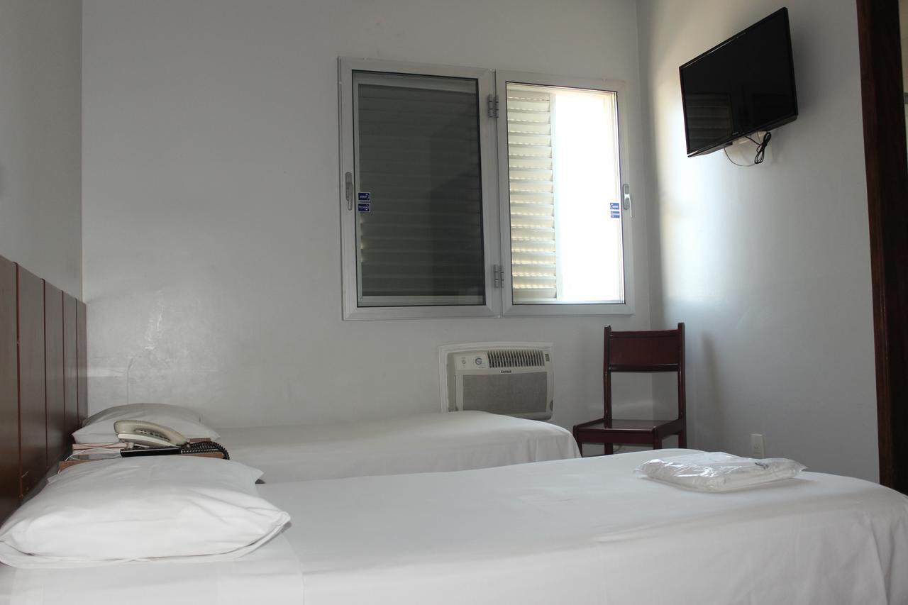 Murad Palace Hotel Joao Pinheiro Extérieur photo